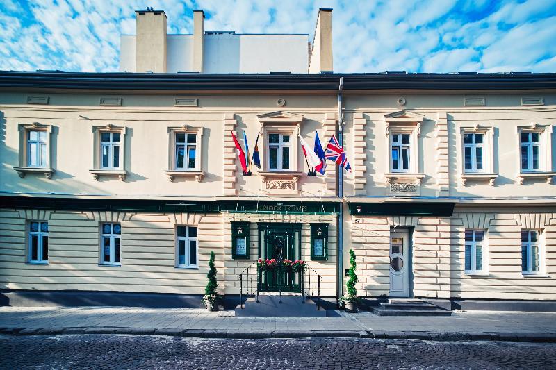 Sherlock Holmes Boutique Hotel Lviv Exterior photo